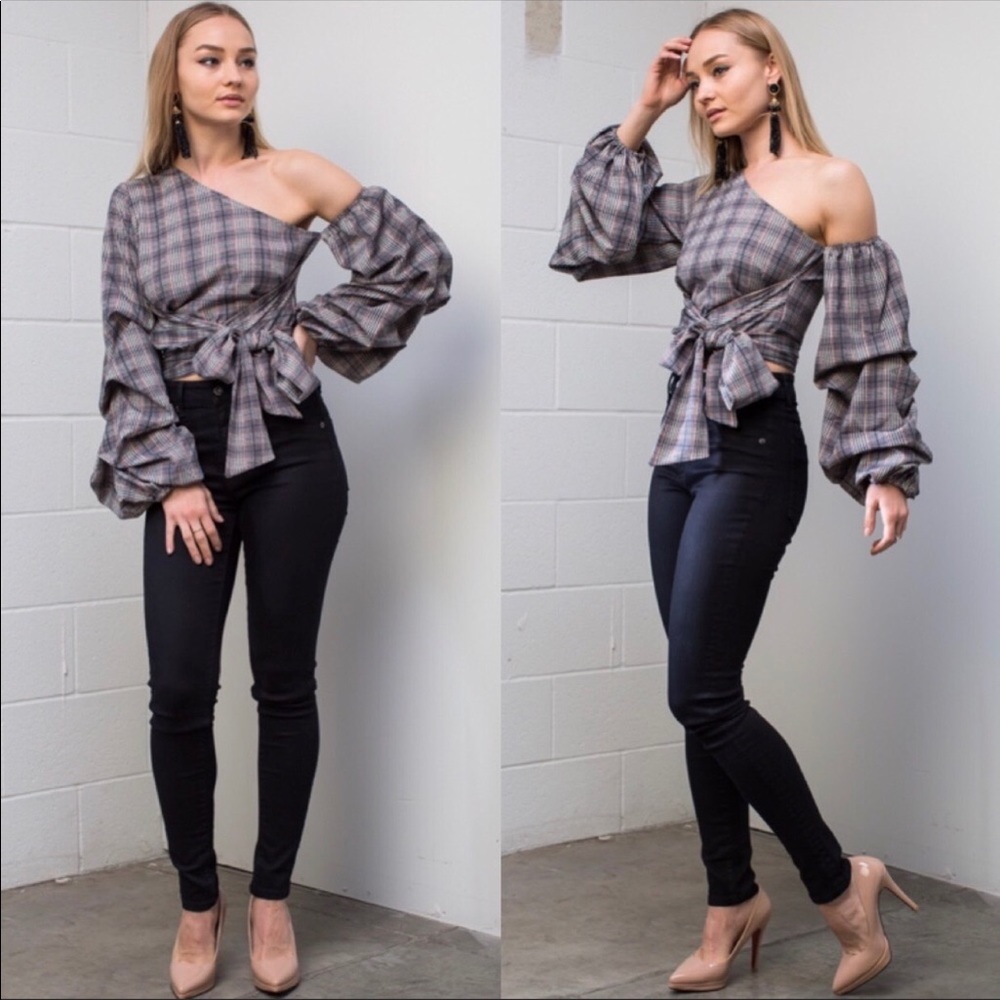 One-Shoulder Plaid Top